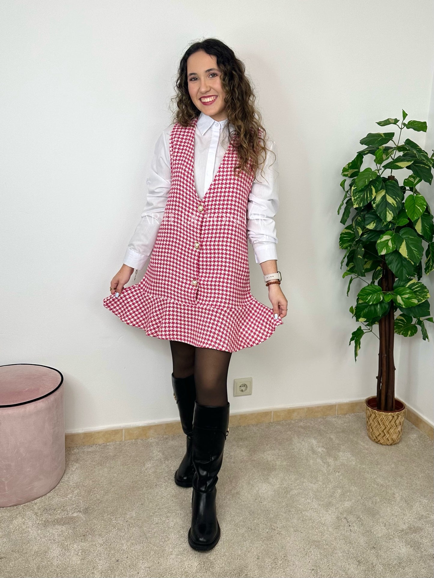 Vestido em padrão pied de poul