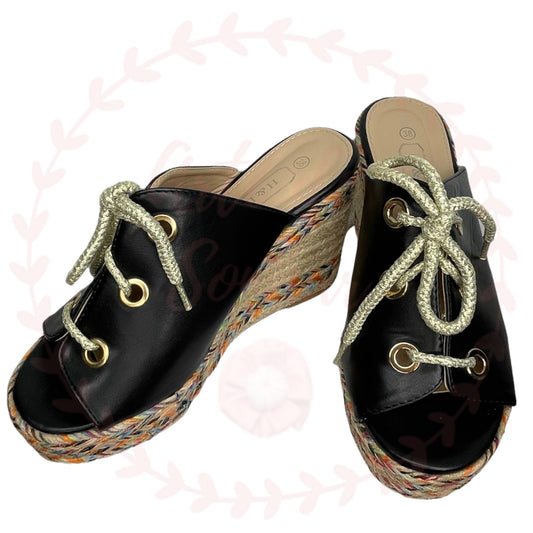 Sandálias de cunha com cores