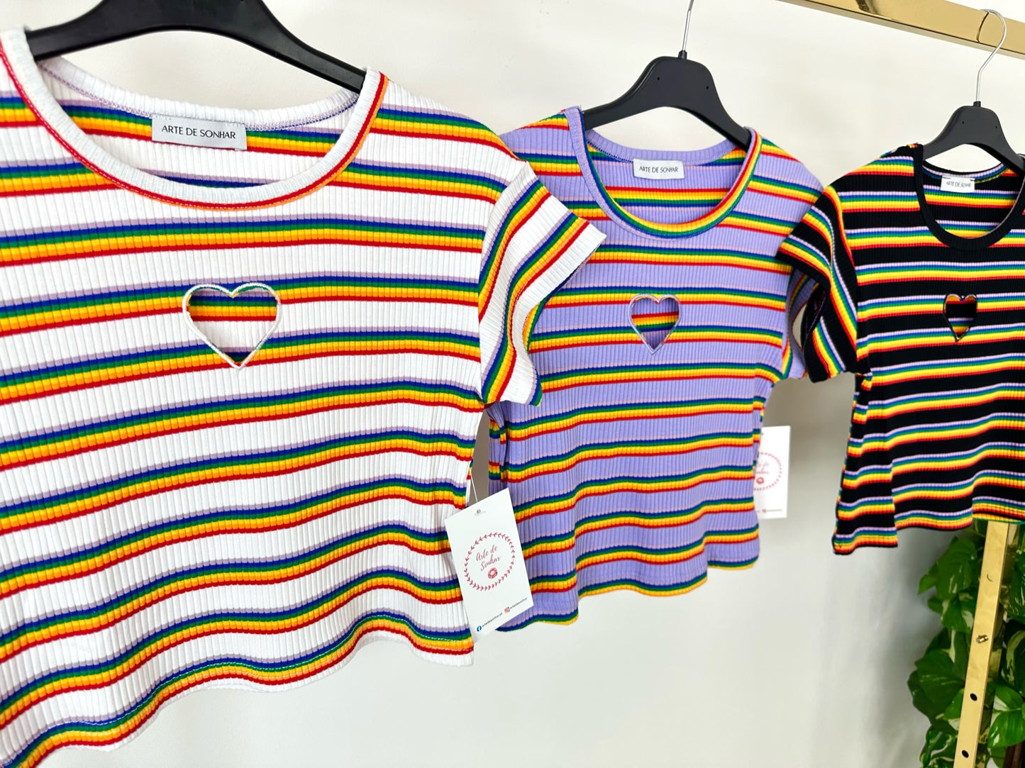 T-shirts arco-íris