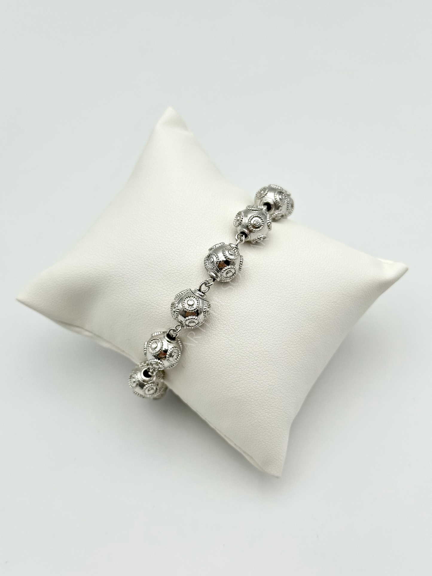 Pulseira contas de Viana prateada 10 mm