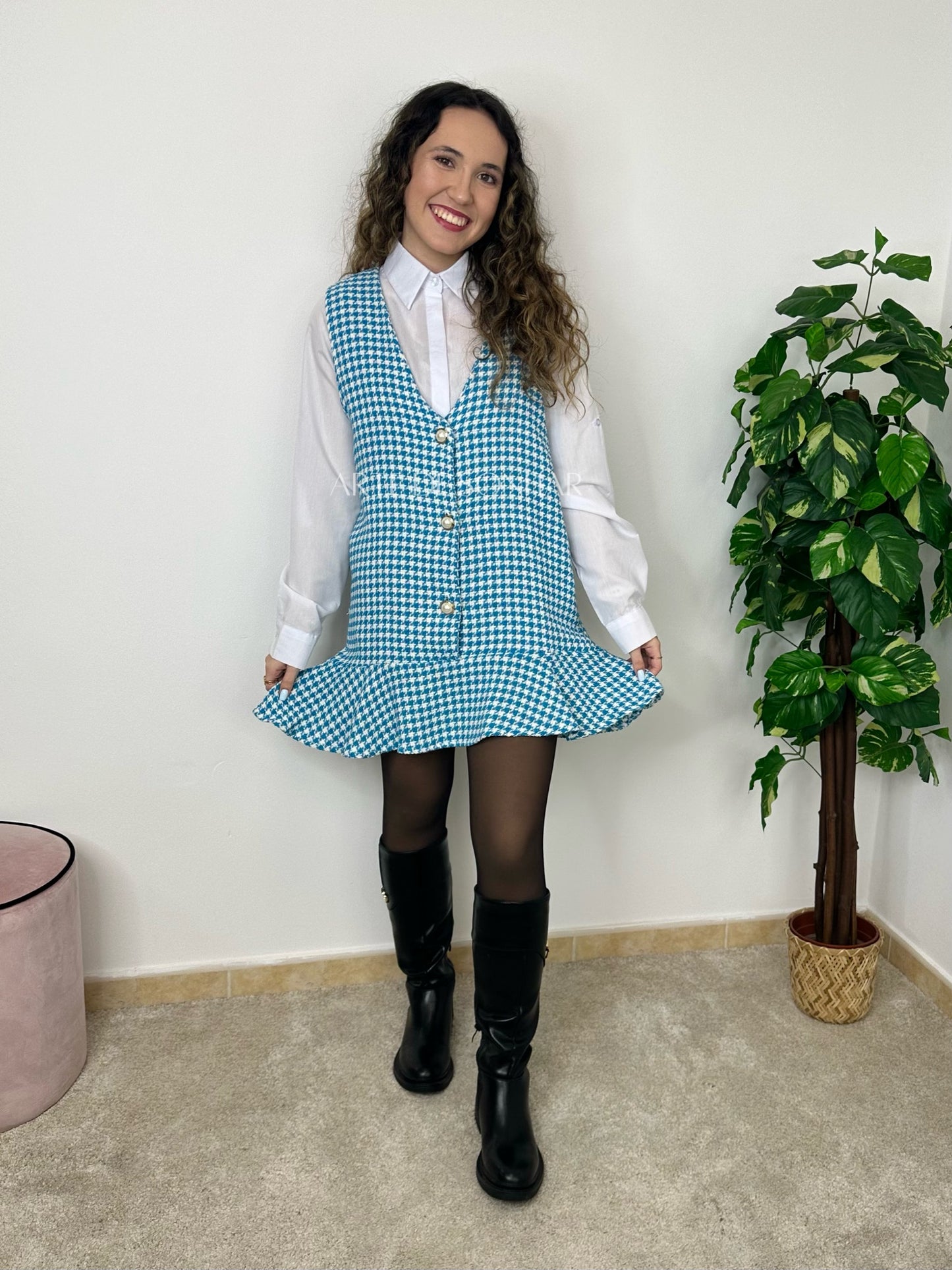 Vestido em padrão pied de poul