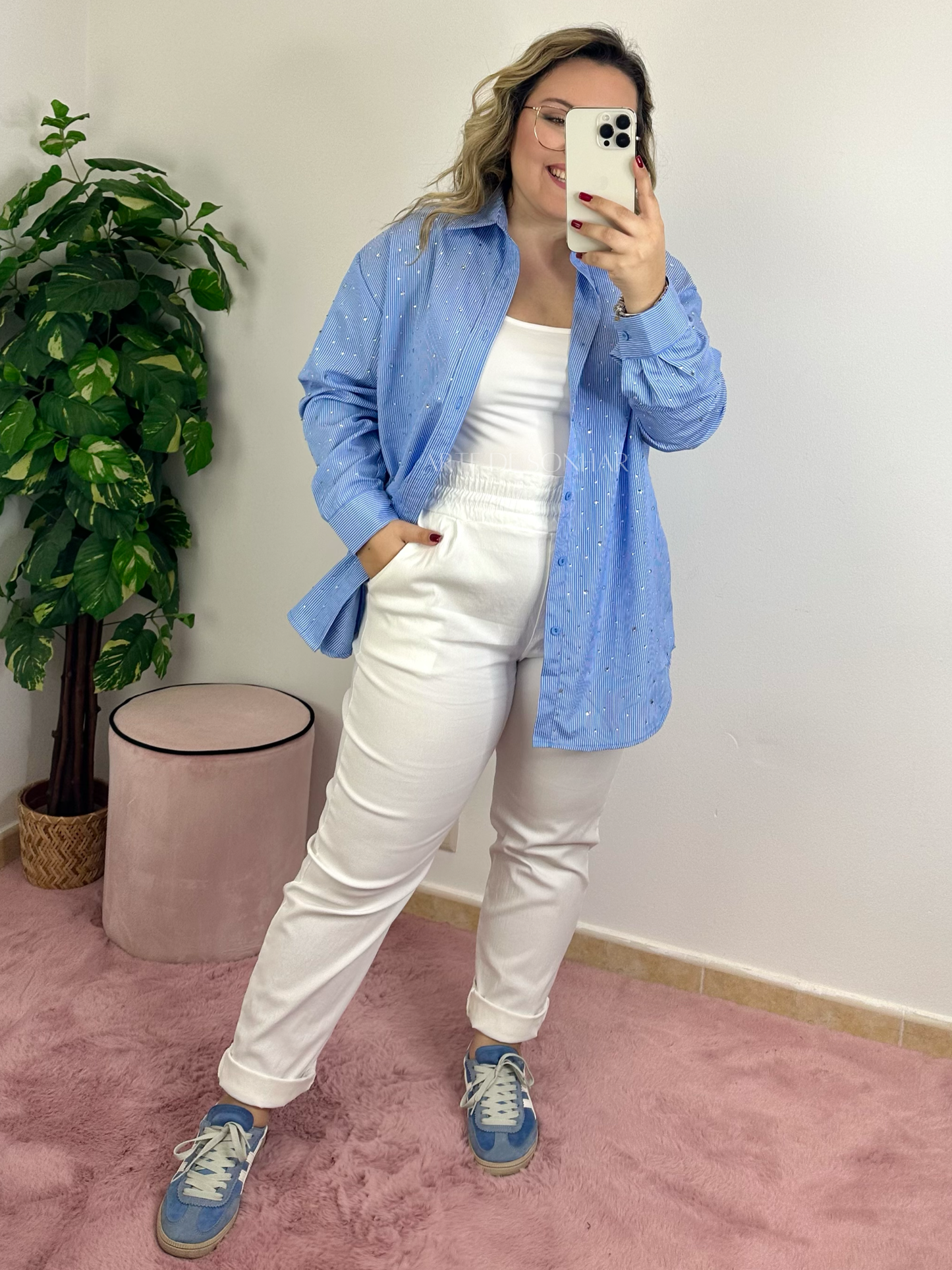 Camisa de riscas com cristais azul escura