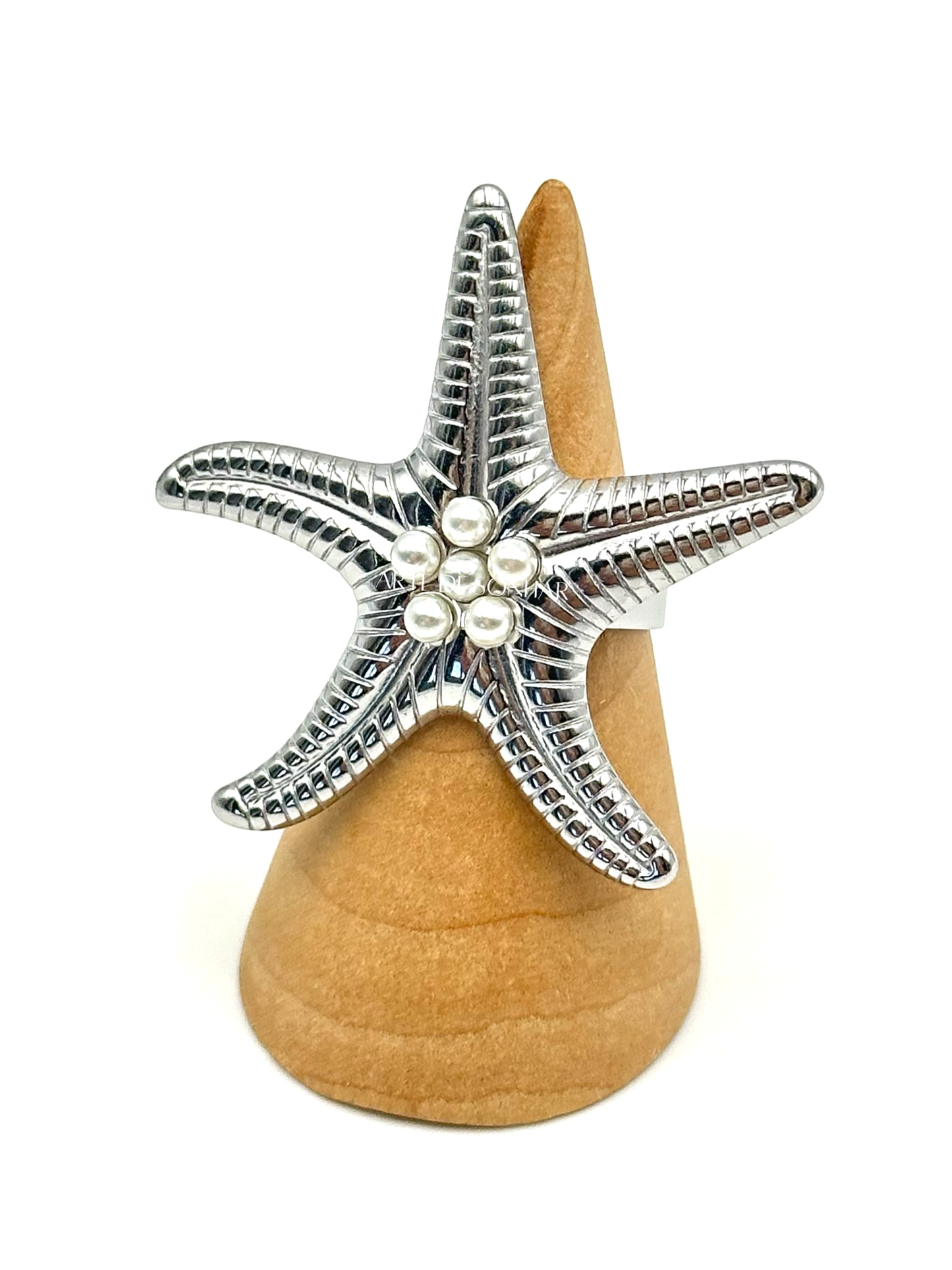 Anel prateado da estrela do mar com pérolas