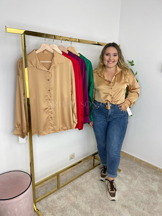 Camisa de cetim curta