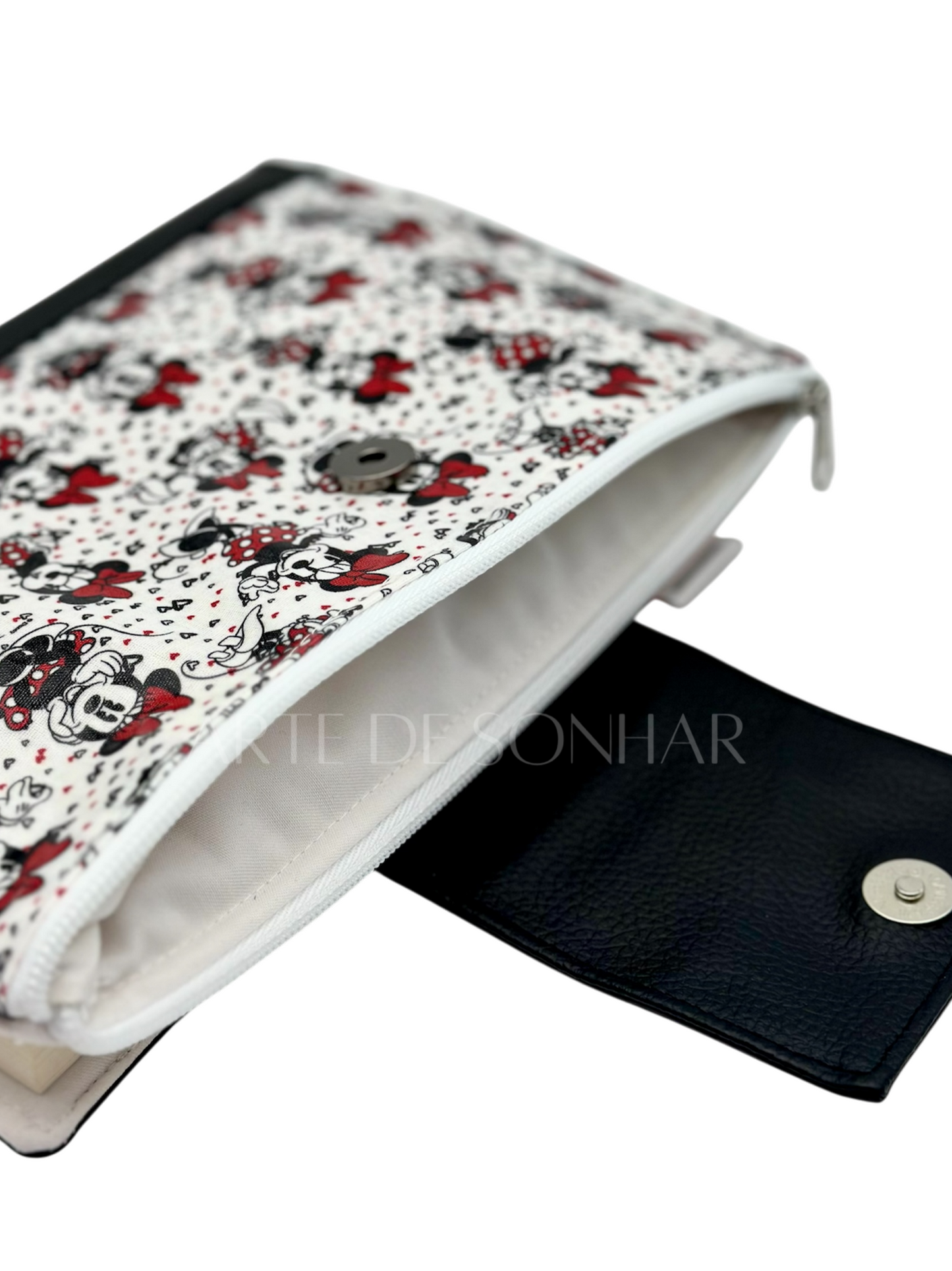 Capa de livro da Minnie