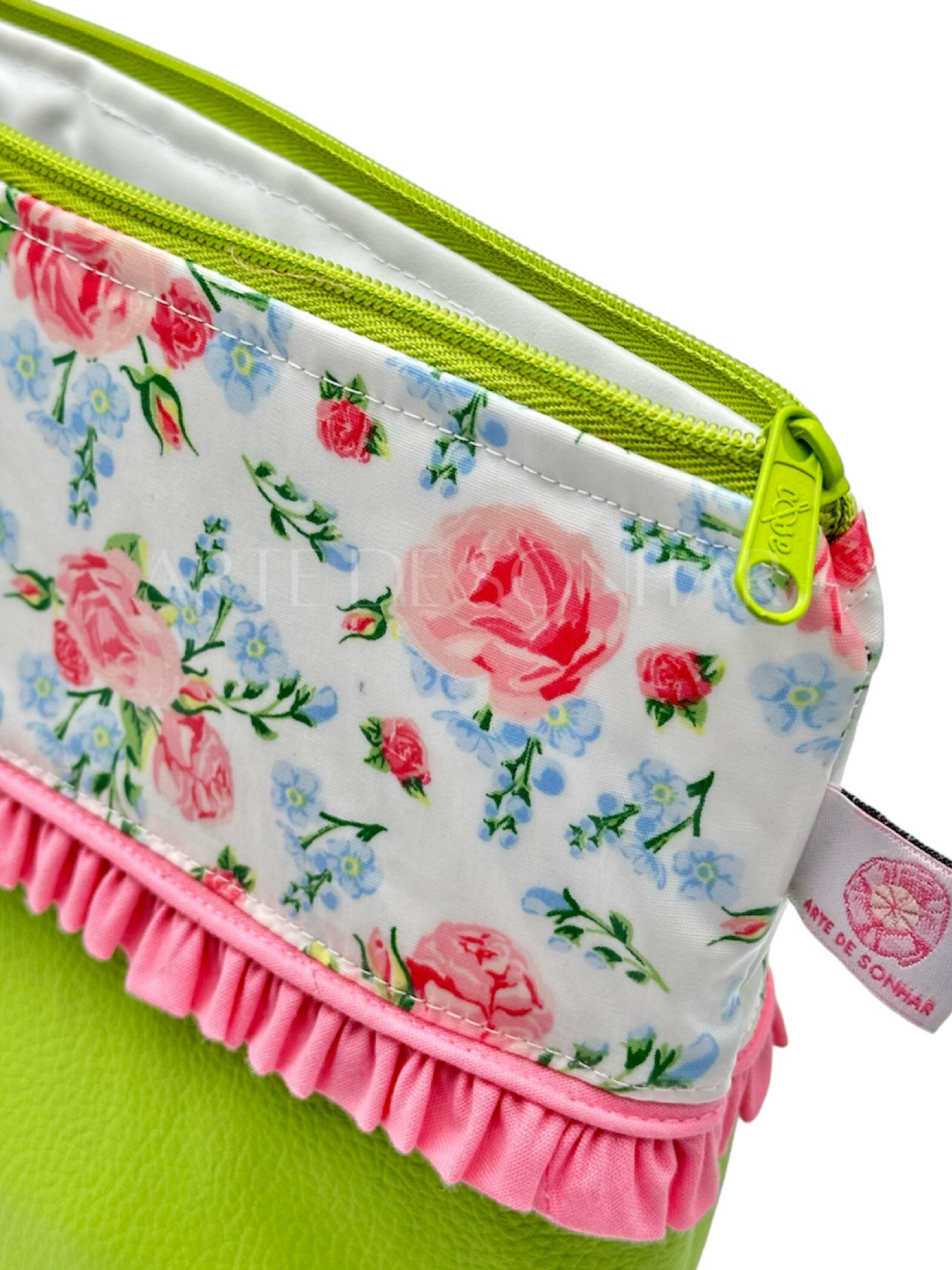 Bolsa Térmica XL verde com flores rosa