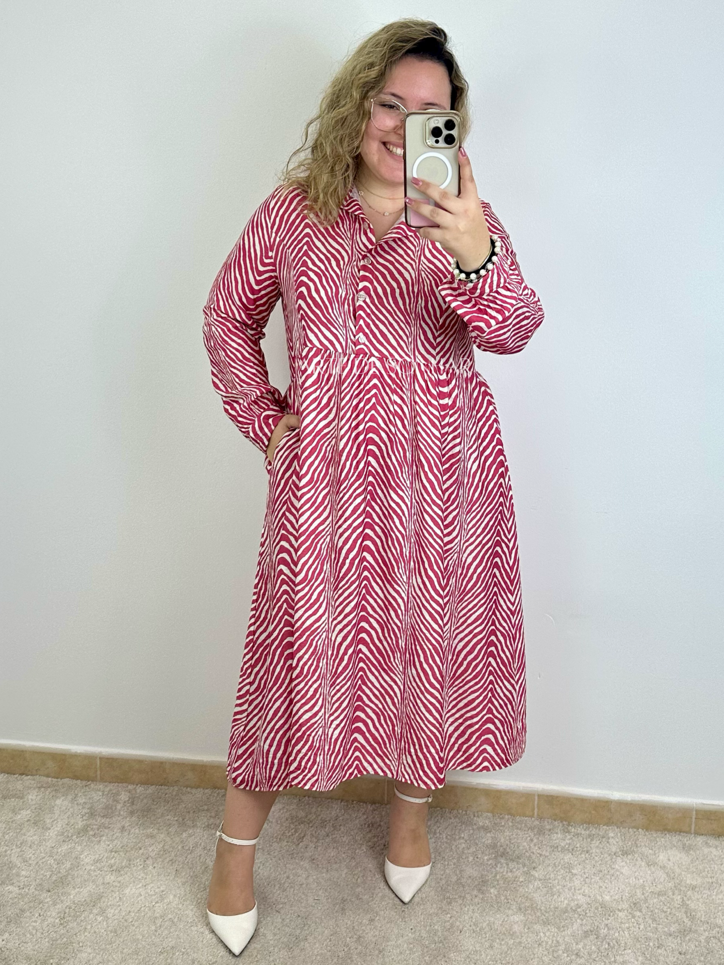 Vestido padrão animal rosa