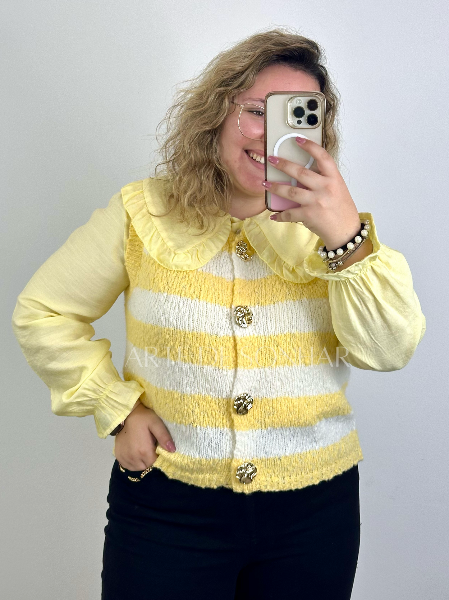Blusa dos babados amarela