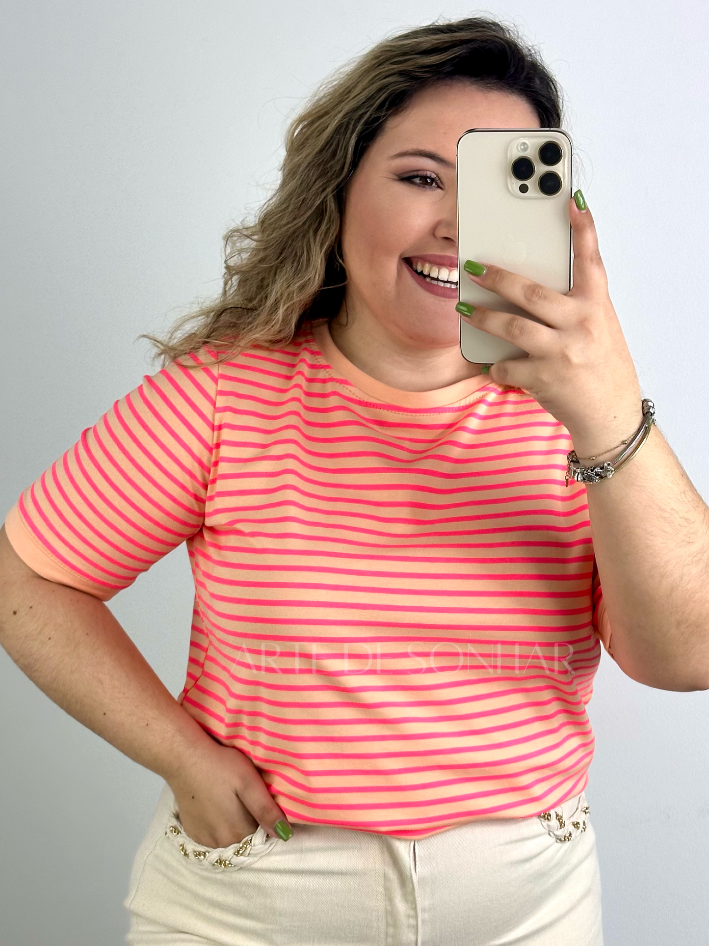 T-shirt de riscas salmão e rosa