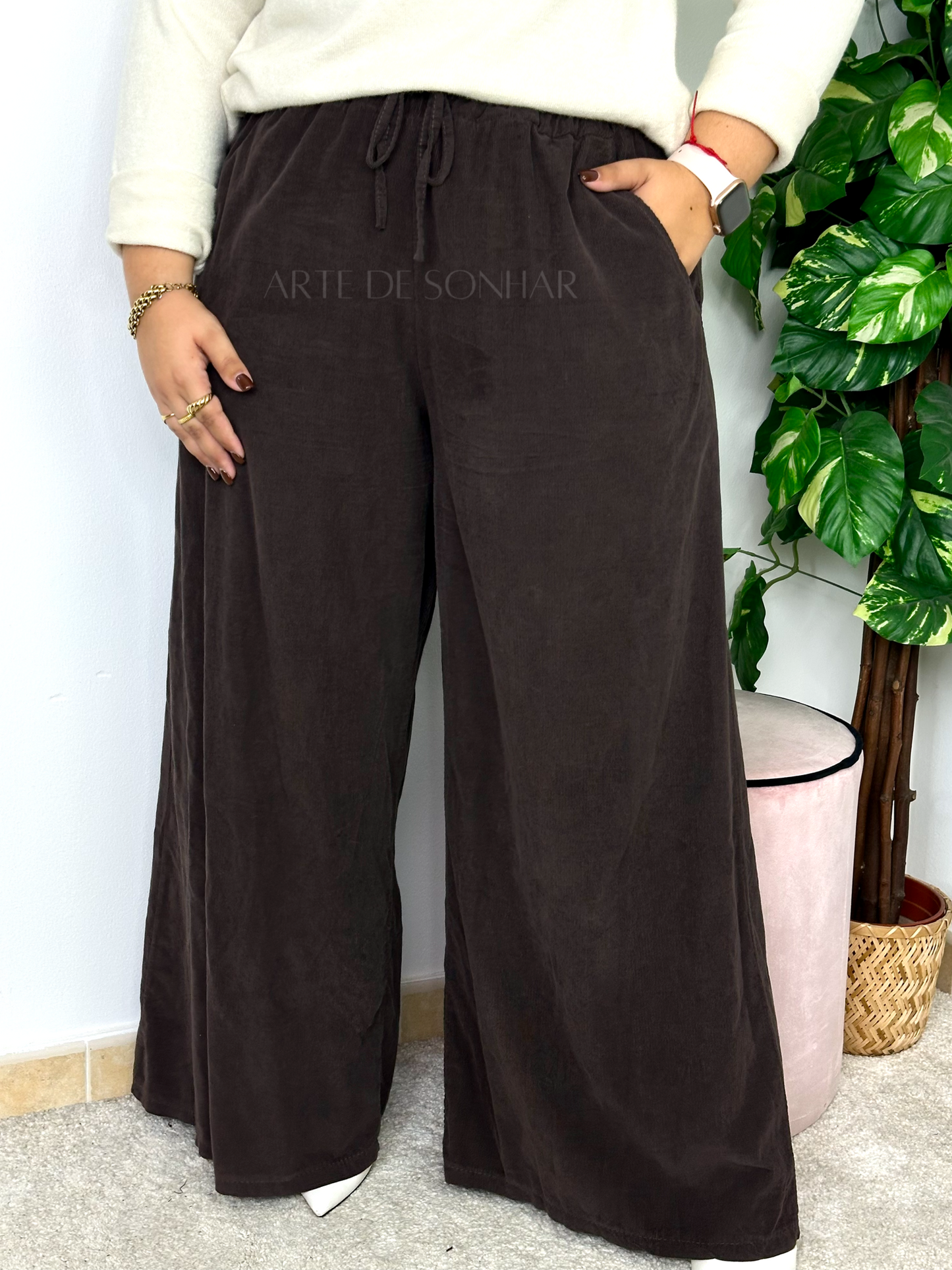 Calças de bombazine castanhas