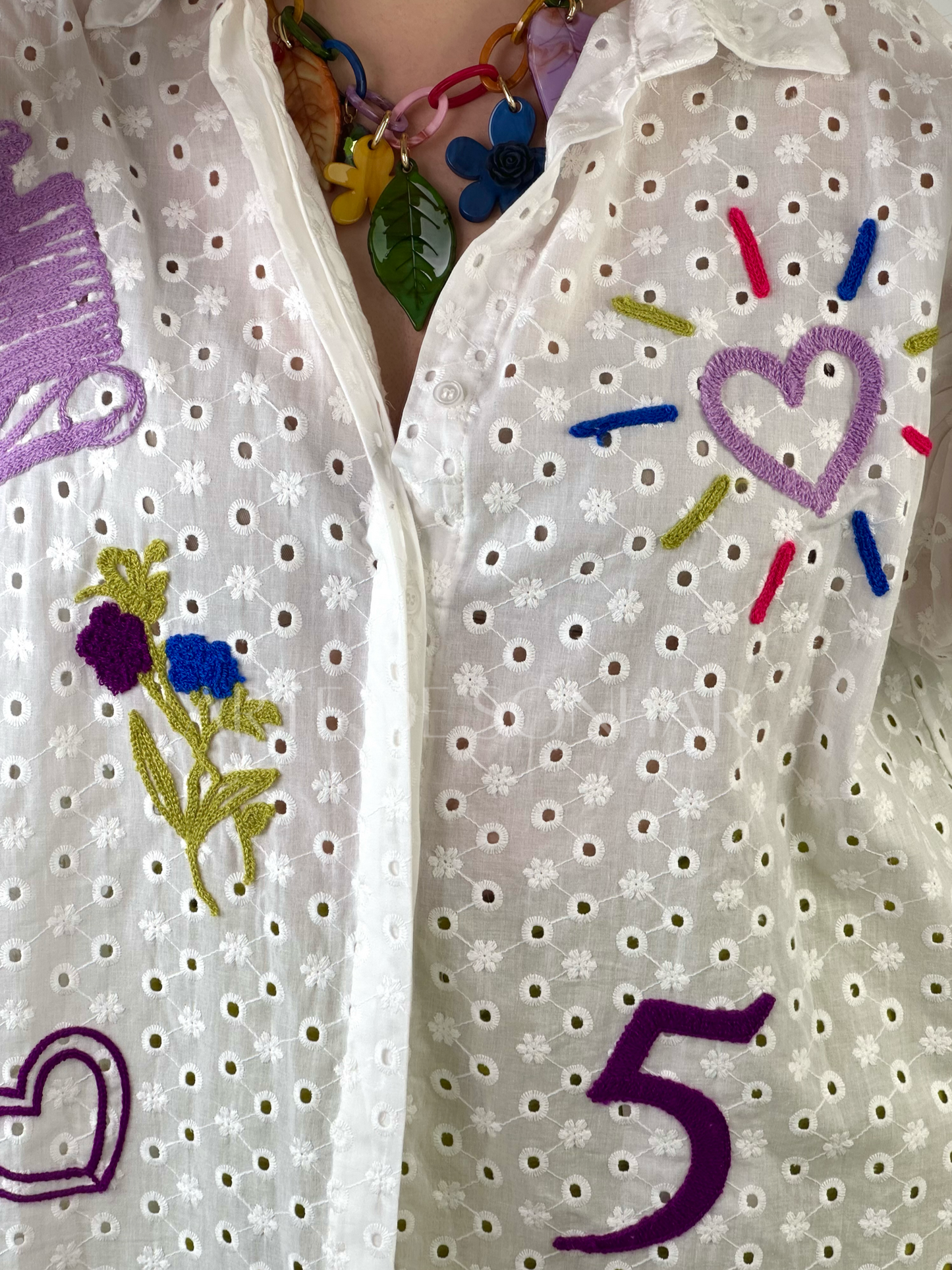 Camisa bordados