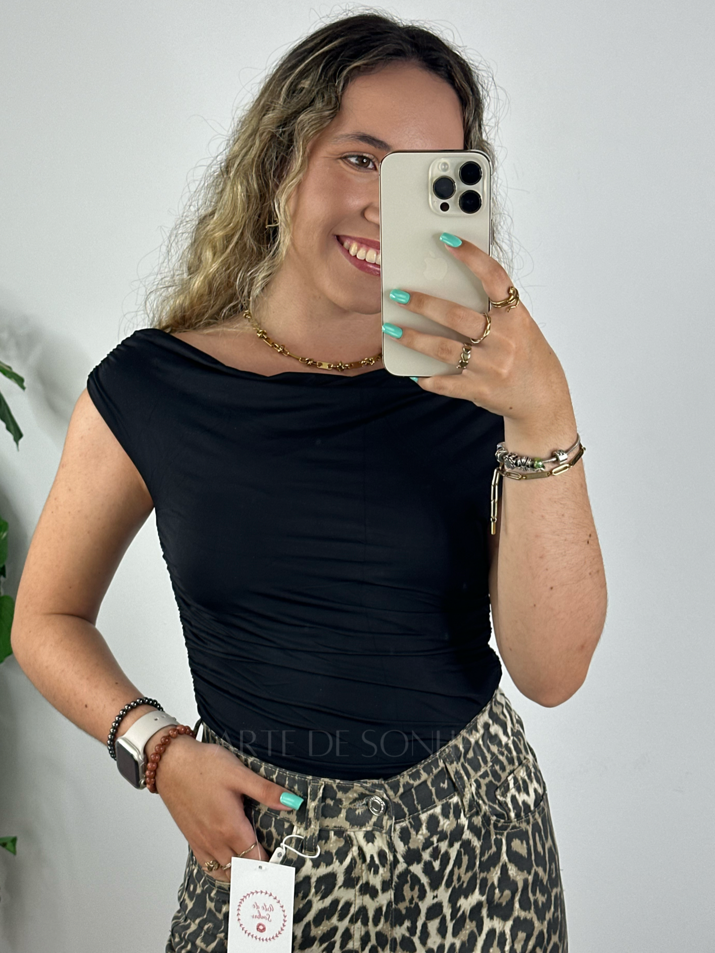 Top Alice