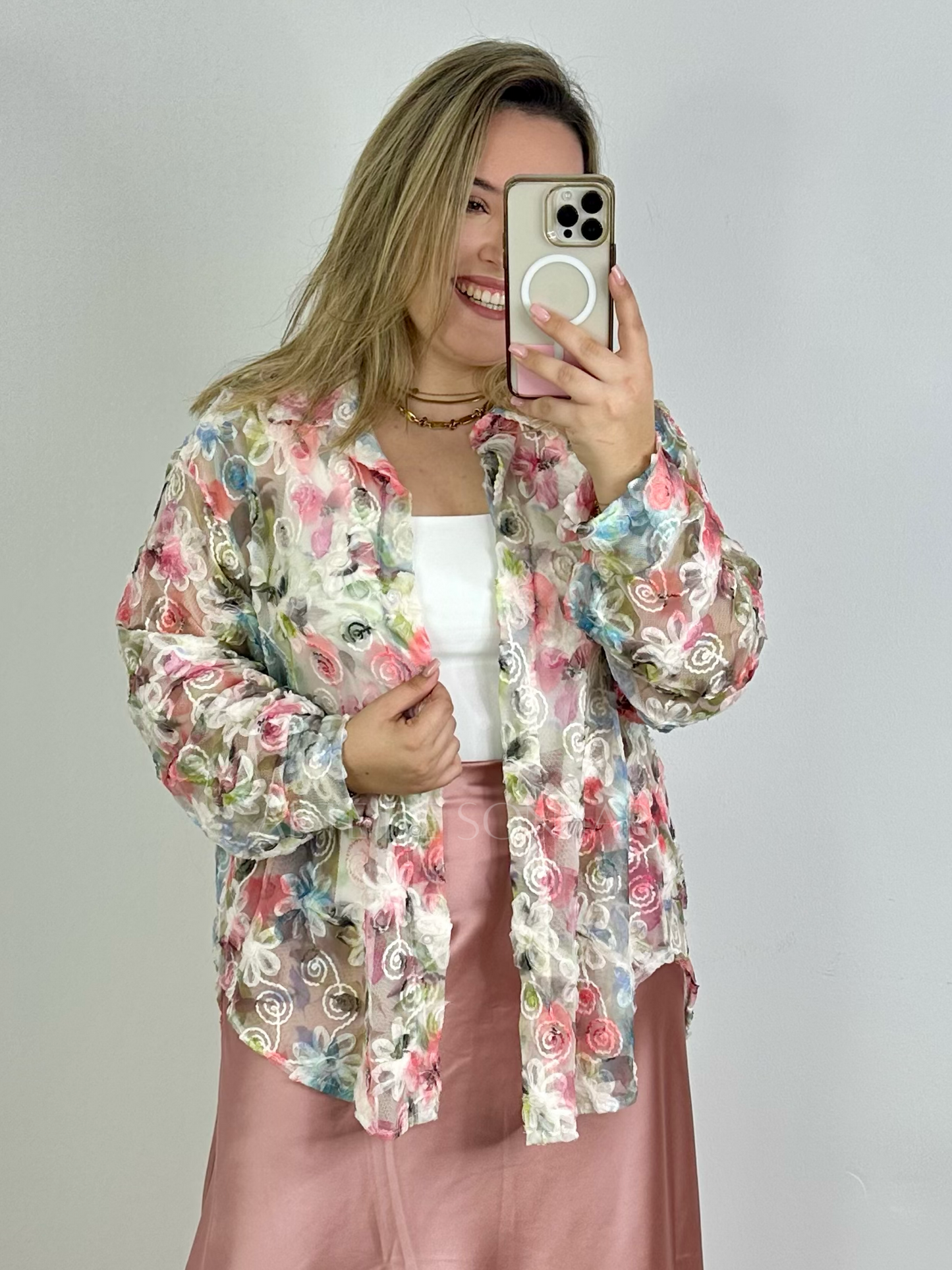 Camisa das flores