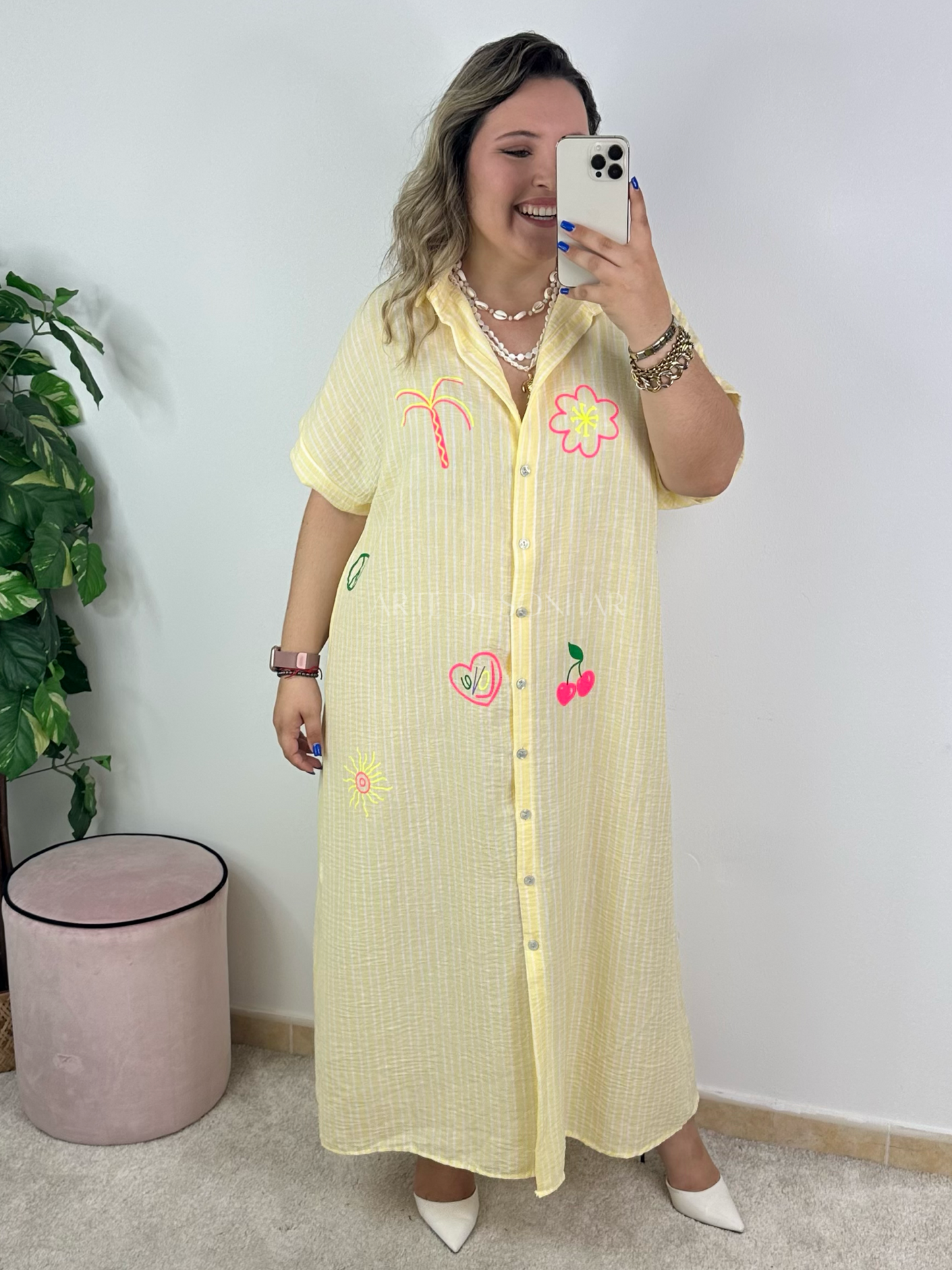 Vestido camiseiro amarelo