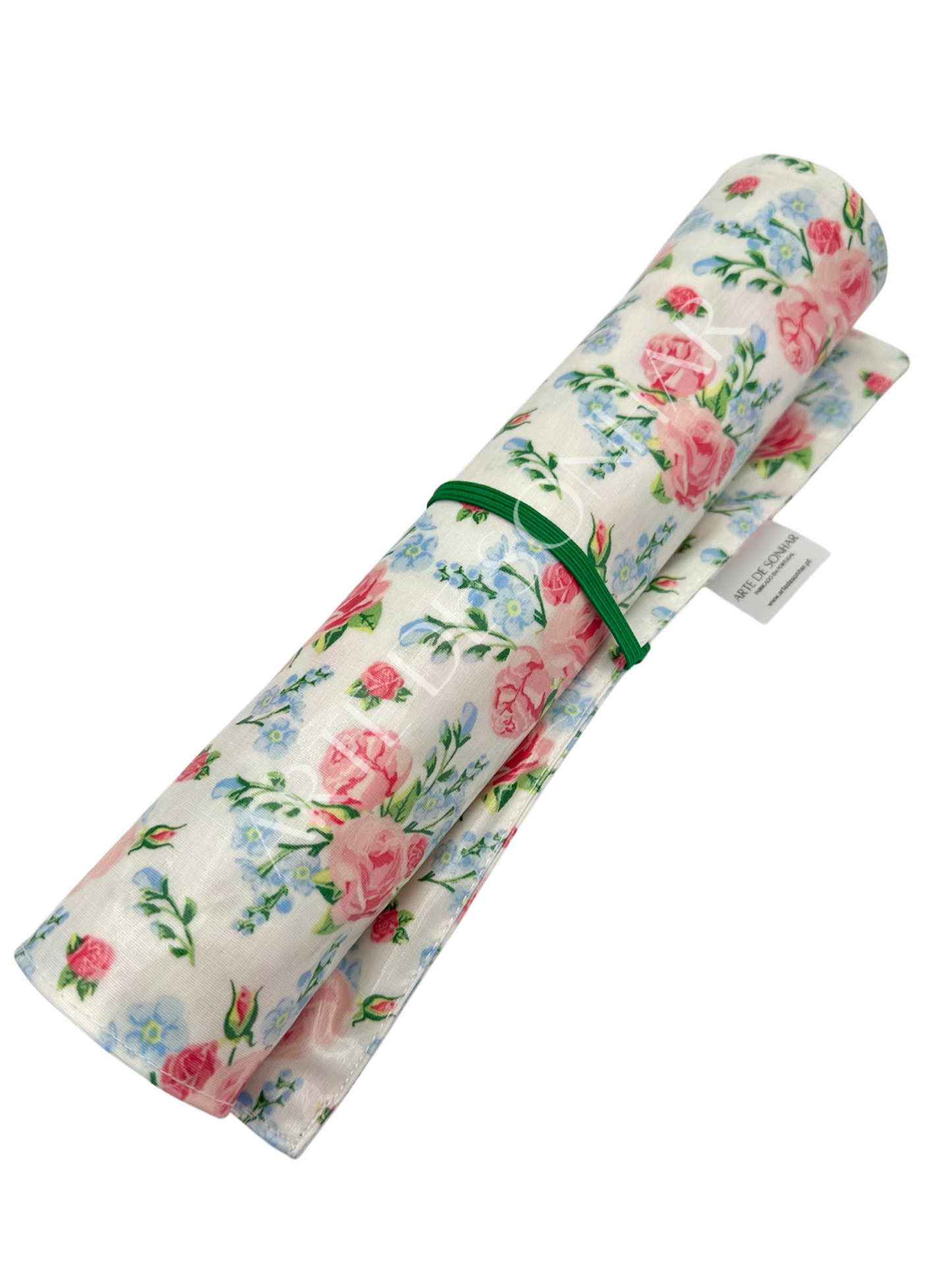 Individual de mesa branco com flores