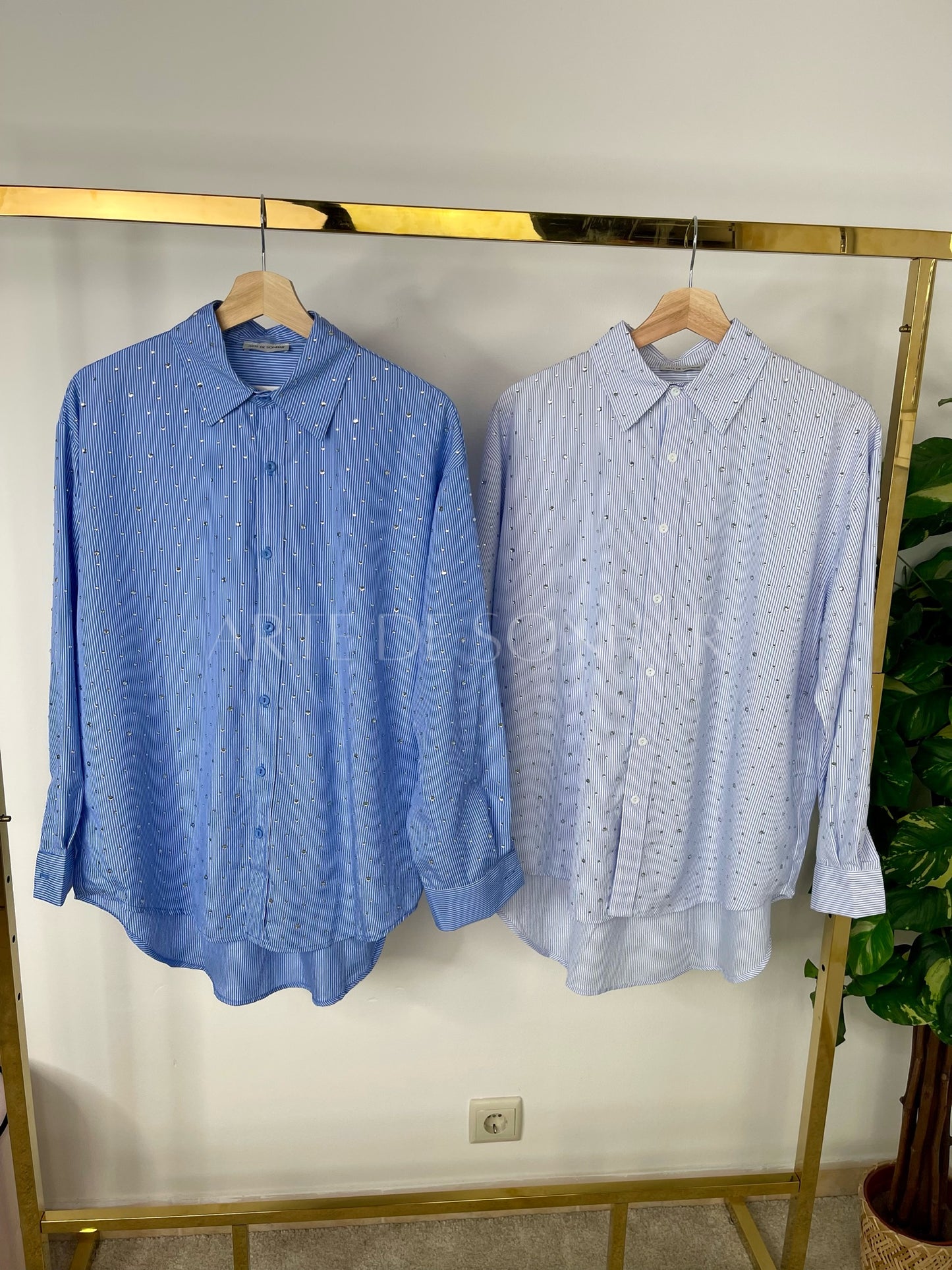 Camisa de riscas com cristais