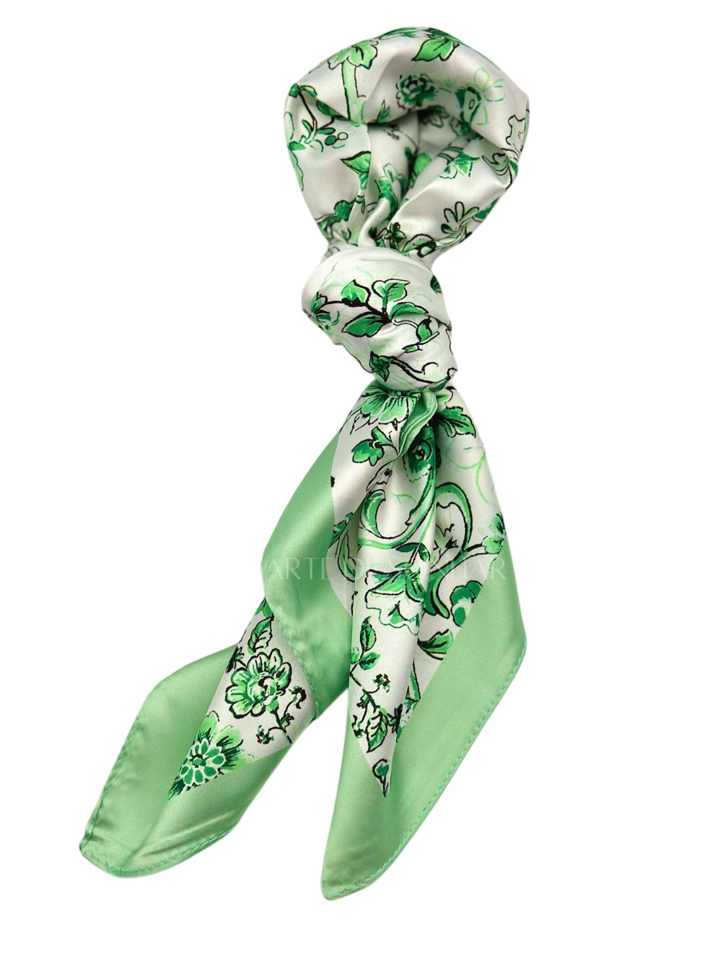 Lenço verde água com flores