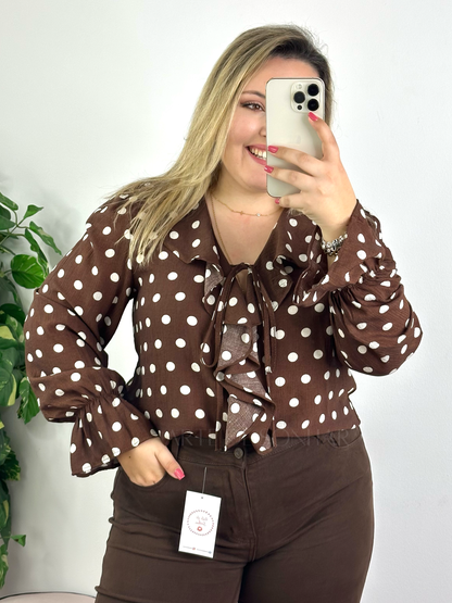 Blusa castanha de bolinhas beges com folhos