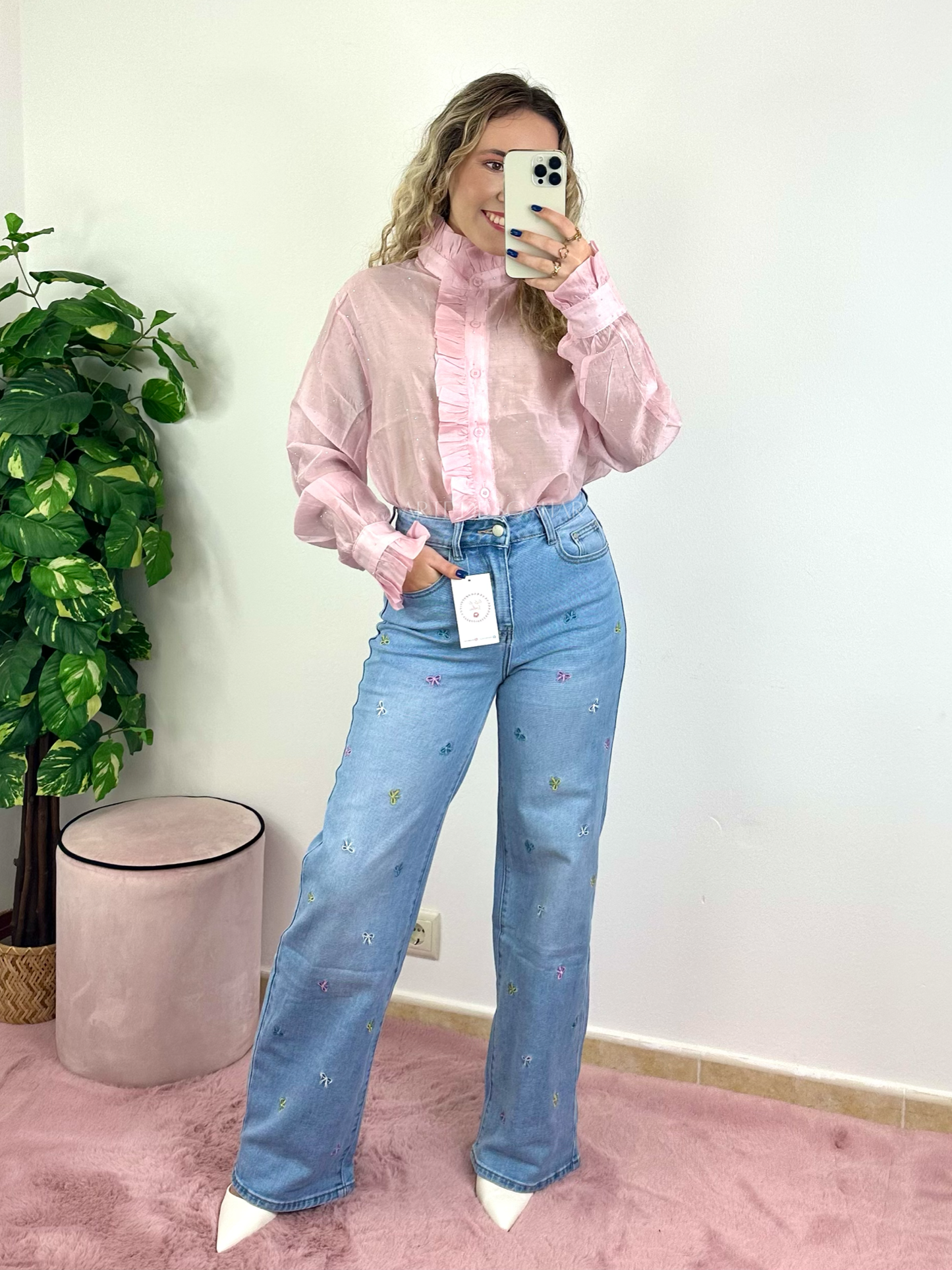 Calças de ganga com lacinhos