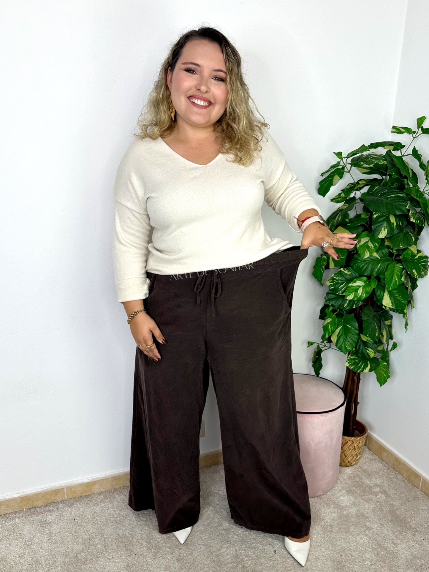 Calças de bombazine castanhas