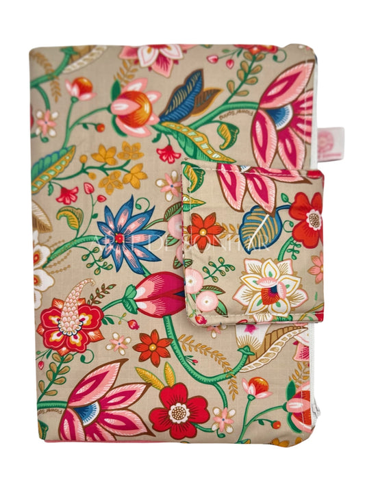 Capa de agenda bege com flores