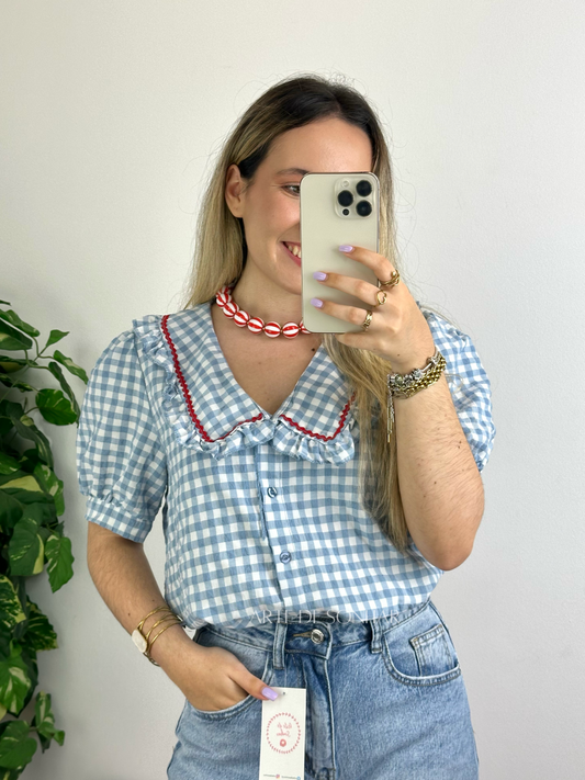 Camisa vichy azul com folhinhos