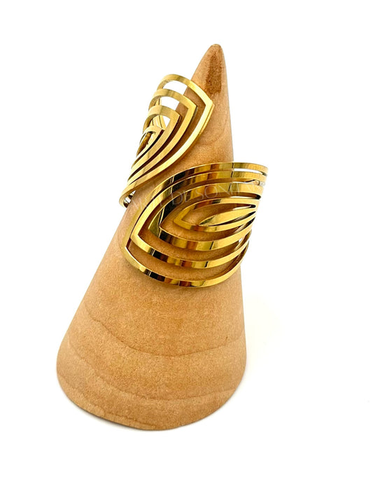 Anel folhas douradas