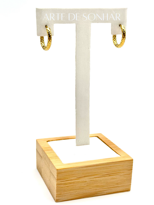 Argolas marteladas pequenas