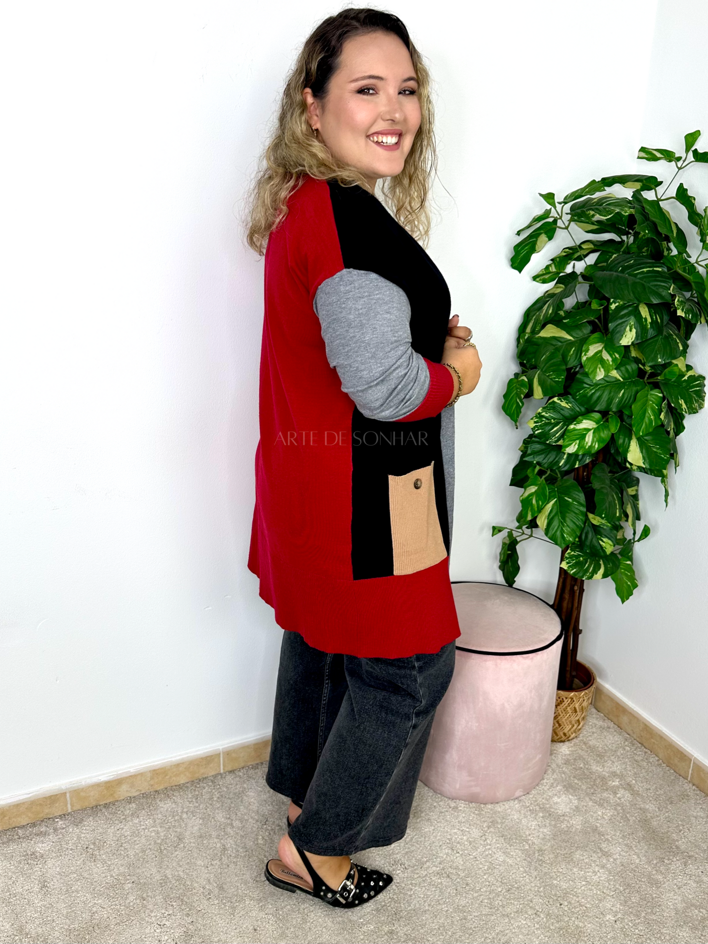 Casaco de malha comprido com várias cores