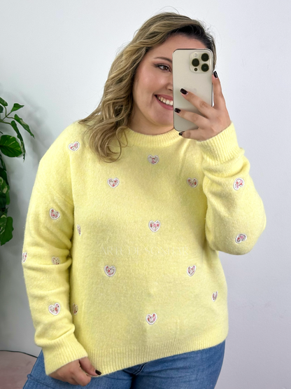 Camisola de malha amarela com corações e flores