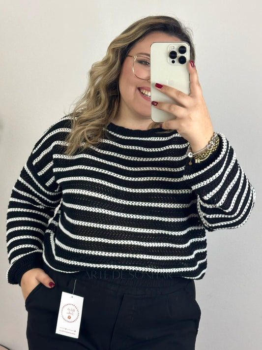 Camisola preta de crochet de manga comprida com riscas brancas