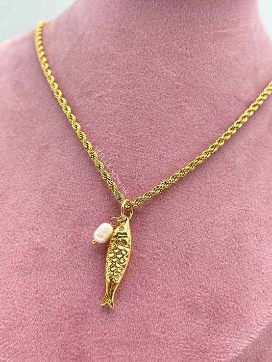 Colar do peixe com pérola