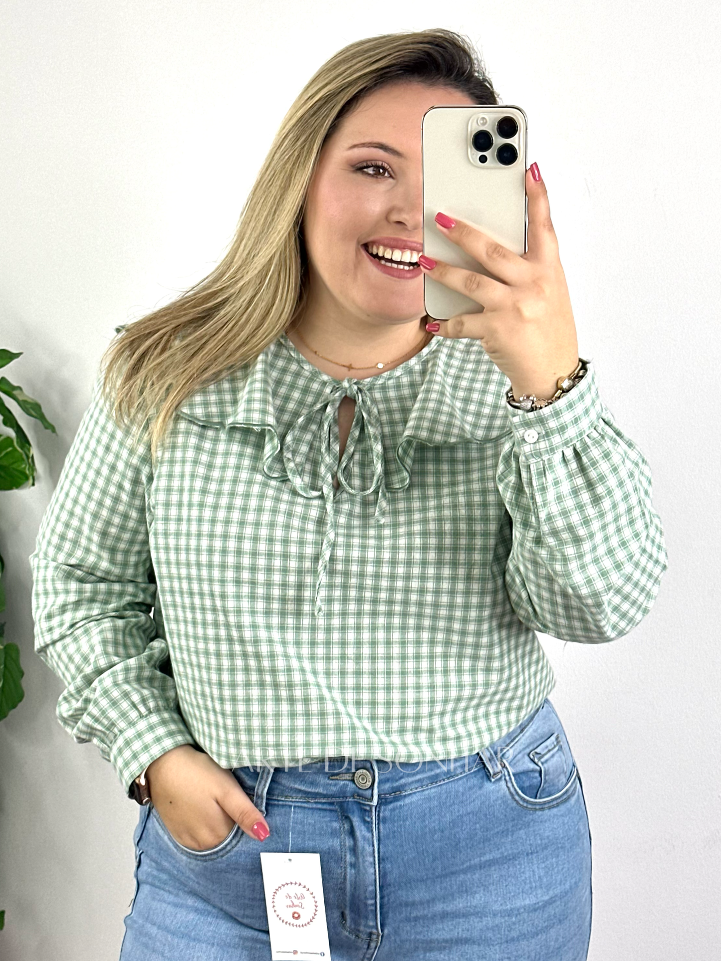Blusa dos quadradinhos com babados verde