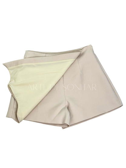 Saia-calção bege