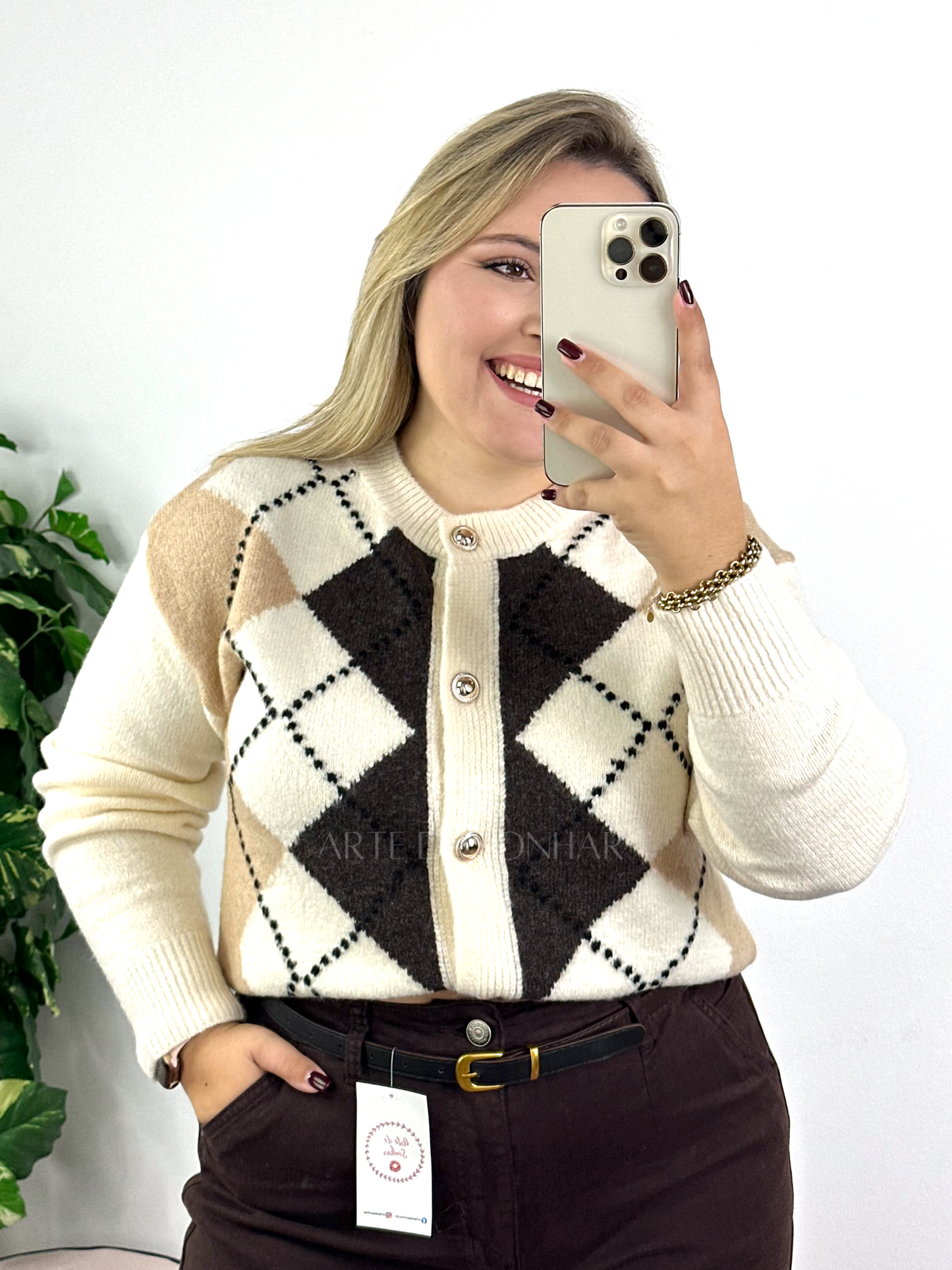 Casaco dos losangos bege