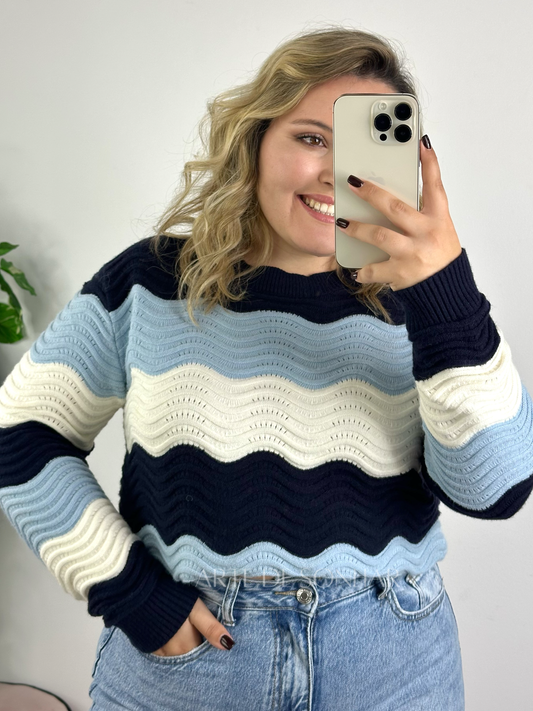 Camisola de riscas onduladas