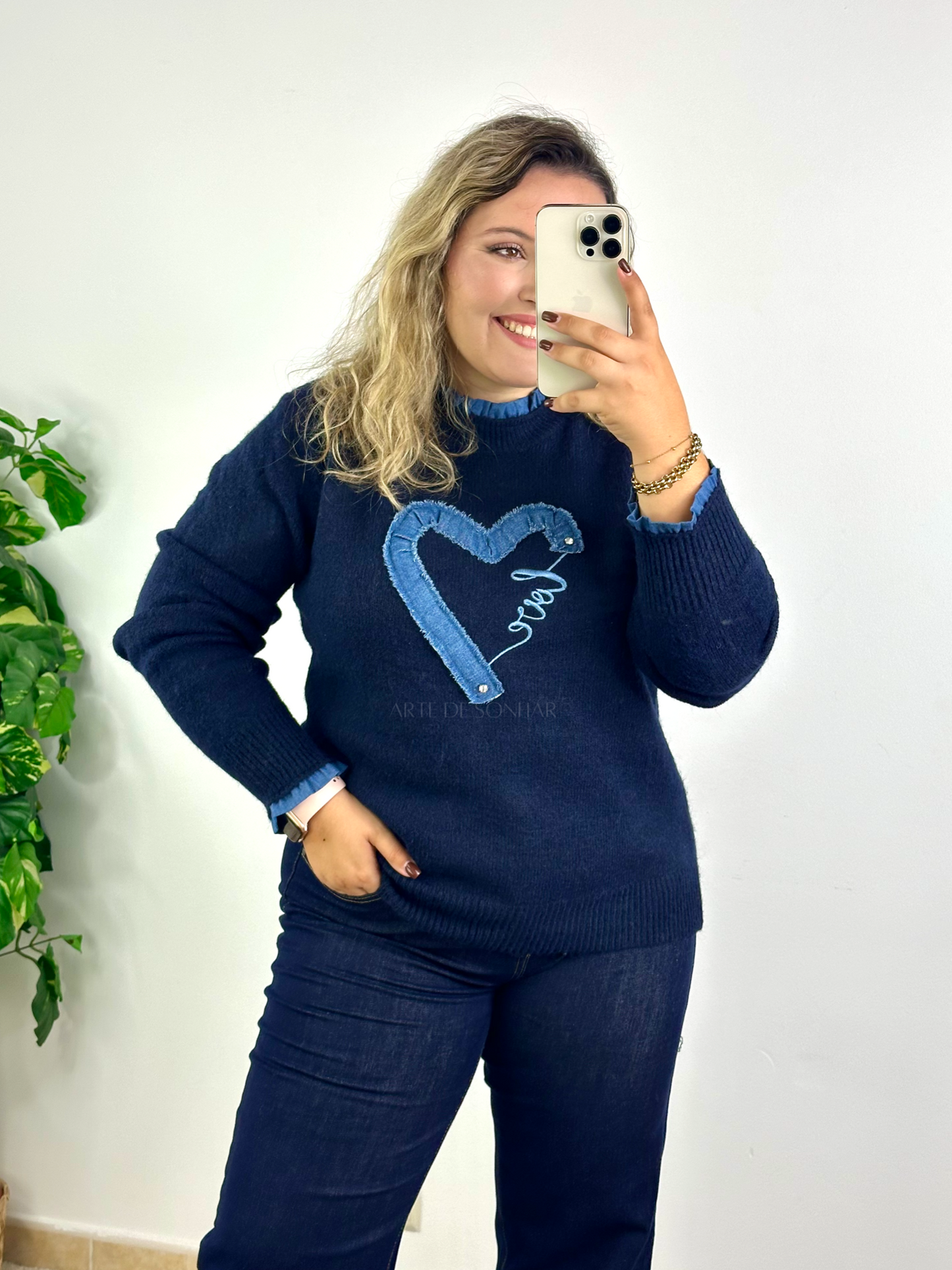 Camisola do coração azul marinho