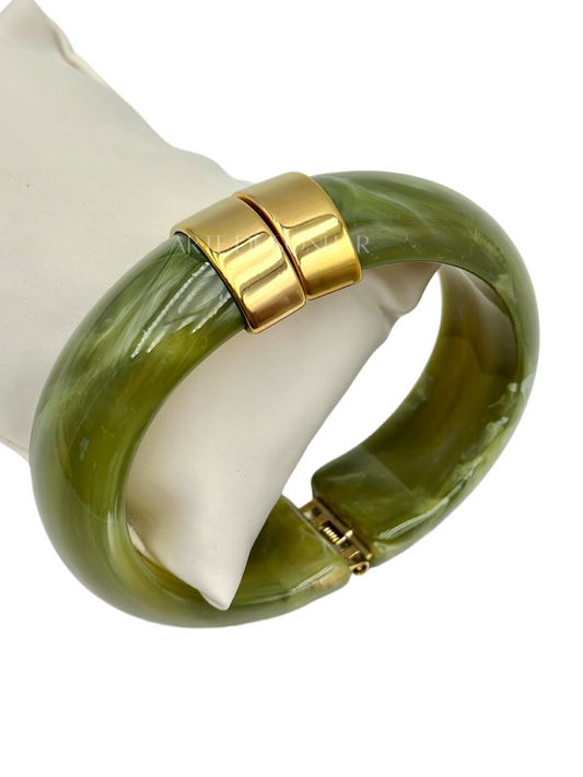 Pulseira verde e dourada