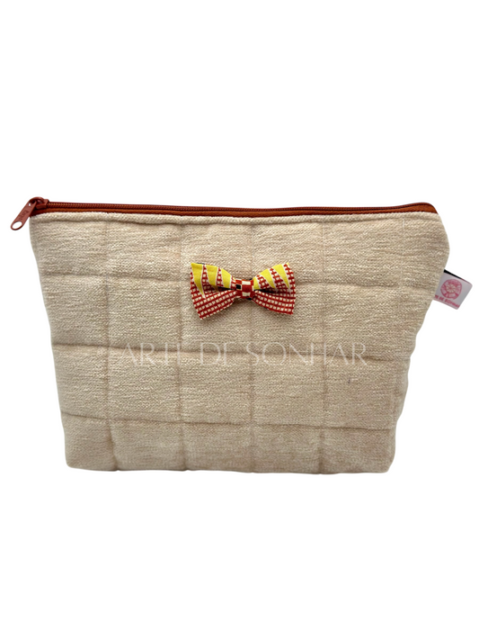 Bolsa bege com lacinho