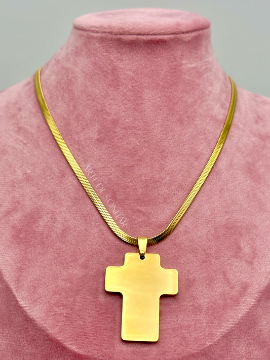 Colar dourado malha chapada com cruz