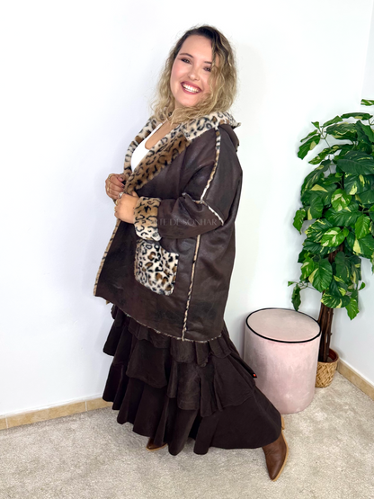 Casaco reversível castanho/tigresa