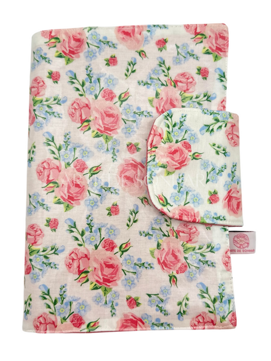 Capa de livro com flores branca