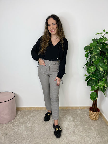 Blusa com fita de veludo 🇵🇹