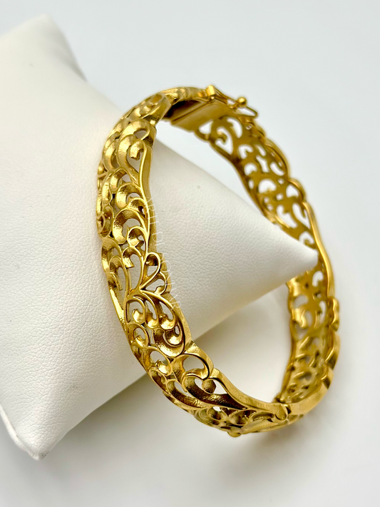 Pulseira rígida estilo filigrana
