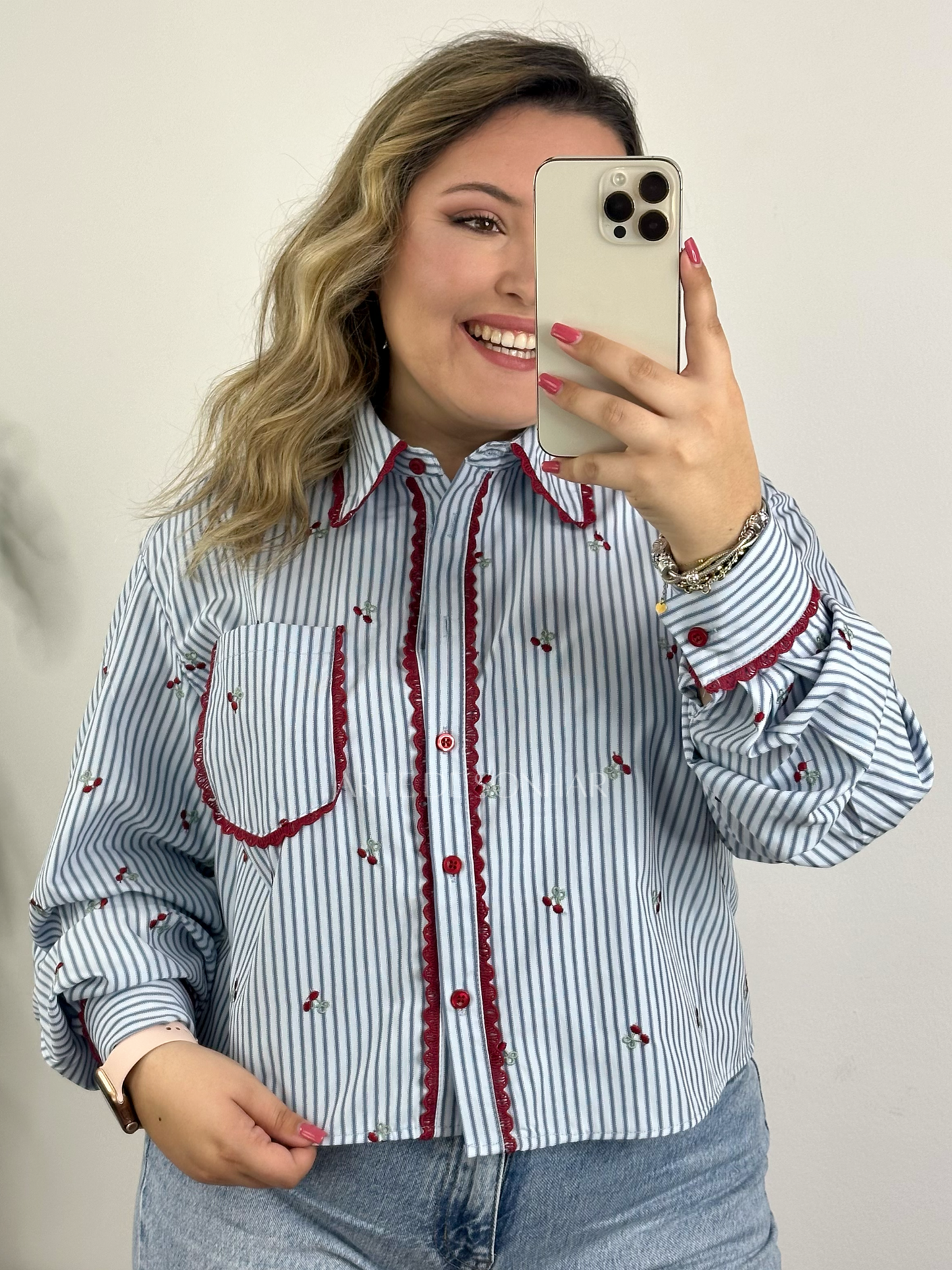 Camisa das cerejas
