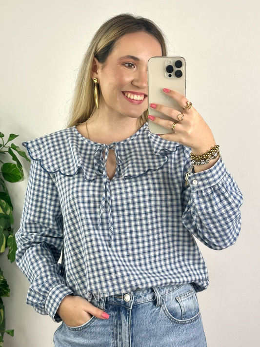Blusa dos quadradinhos com babados azul marinho