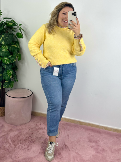Camisola de malha amarela com florzinhas
