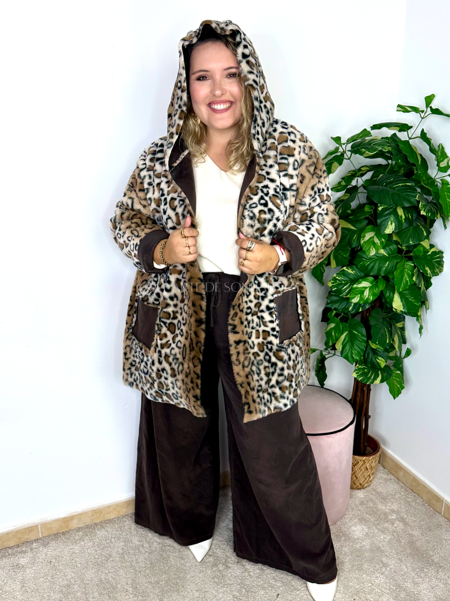 Casaco reversível castanho/tigresa