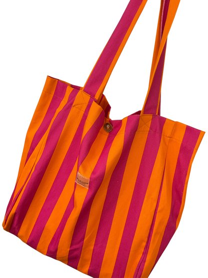 Saco de riscas rosa e laranja