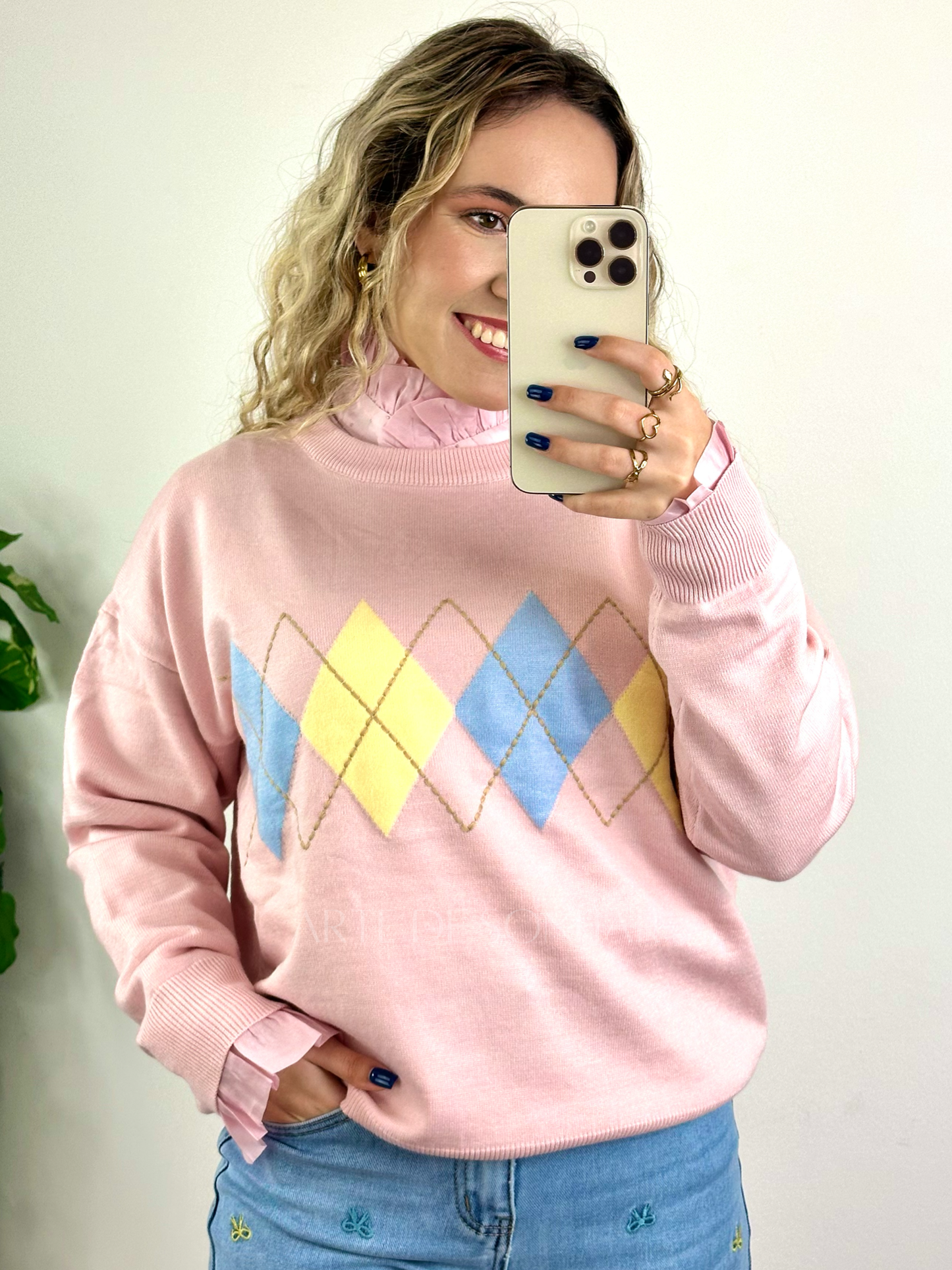 Camisola dos losangos rosa